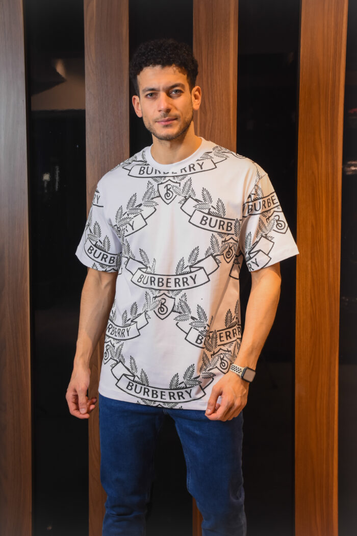 ⁦burberry tshirt⁩ - الصورة ⁦1⁩