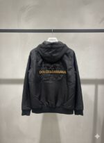 ⁦D&G waterproof jacket⁩ - الصورة ⁦2⁩