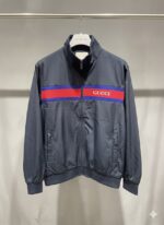 ⁦Gucci waterproof jacket⁩ - الصورة ⁦2⁩